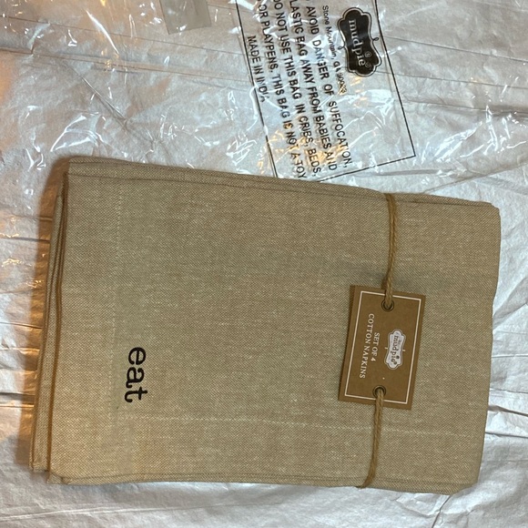 Mud Pie Other - Mud Pie Tan Cotton Napkins with Embroidery set of 4